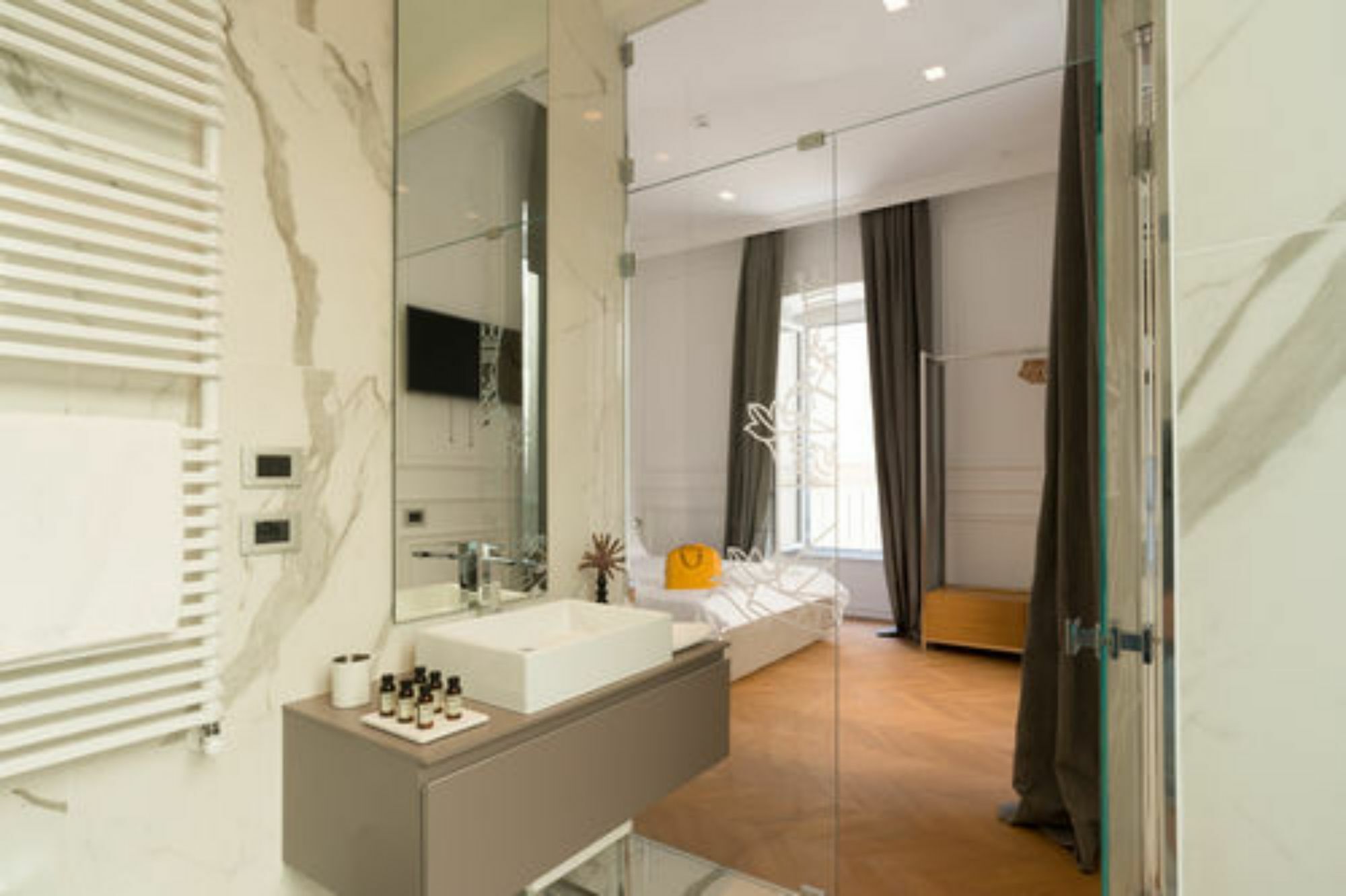 Casa de hóspedes Via Chiodo Luxury 2*